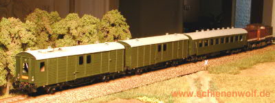 Standardhilfszug der Deutschen Reichsbahn, H0-Modell aus Bausatz der Fa. Reuter, gebaut von Frank Nevoigt